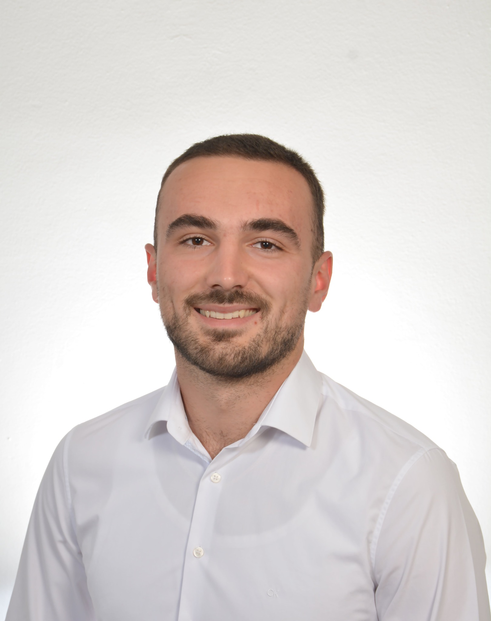 Enrik Ademi, DevOps Engineer